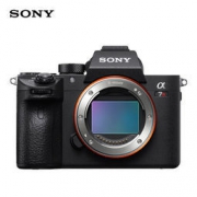 京东PLUS会员:SONY 索尼 ILCE-7RM2 全画幅微单相机 单机身（约4240万有效像素、 4K视频、 5轴防抖） 9799元包邮