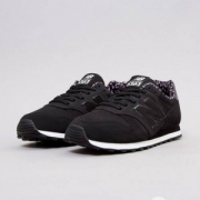 New Balance 新百伦 女士复古跑鞋 WL373