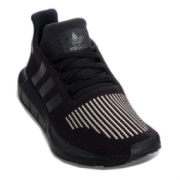 adidas Originals Swift Run男士运动鞋*2件 81.06英镑约697元