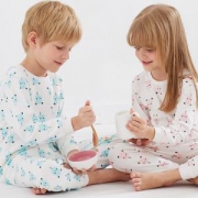 童手童心 儿童睡衣家居服套装 *2件