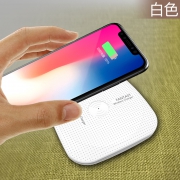 科满仕 M2 iphoneX、三星S8 无线充电器