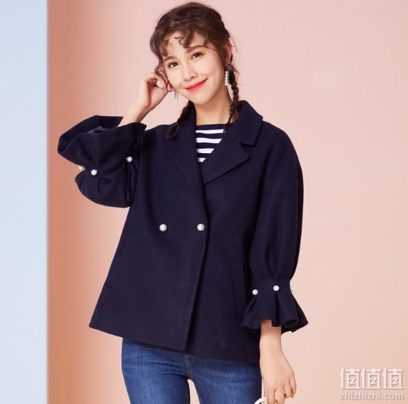 美特斯邦威女士毛呢外套