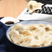 泰祥 速冻鲅鱼水饺 ：山东非物质文化遗产、《舌尖》推荐 540g *3袋 99元包邮（129-30）