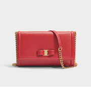 Salvatore Ferragamo Ginny小斜挎包