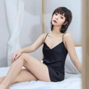 姗然 丝绸吊带睡裙 三色可选