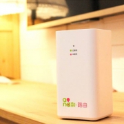 中国移动出品，和·路由 AP218 无线家用智能路由器