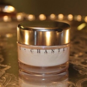 Chantecaille 香缇卡 全线82折，明星产品 Chantecaille 香缇卡 未来肌肤粉底液 色号全 £51.66