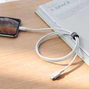 只要花钱多 iPhone充电快 USB-C转Lightning授权线开售