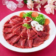恒都 澳洲进口 牛肉片 500g/袋 *5 145.6元包邮（双重优惠，合31.12元/件）