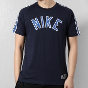 Nike 宽松短袖透气跑步圆领T恤 优惠价199元