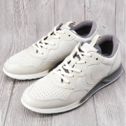 国内￥1769，ECCO 爱步 Genna 系列 女士真皮休闲运动鞋 prime会员免费直邮