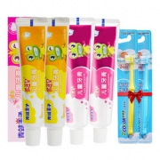 儿童果味牙膏4支+送2支牙刷 *2件
