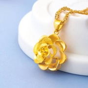 CHOW TAI FOOK 周大福 F161644 足金花朵吊坠 7.5g