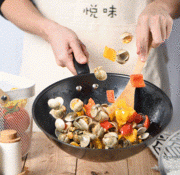 仅重900g，小米有品新款，悦味 30cm 轻量 铁炒锅