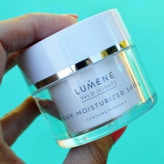 lumene 优姿婷 valo 芸莓VC保湿SPF15防晒日霜 50ml Prime会员凑单免费直邮含税
