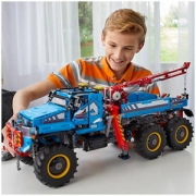 Lego 乐高 科技系列 42070 6X6全时驱动牵引卡车 赠价值£5.99星战X翼战斗机
