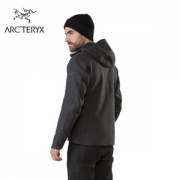国内￥5000， Arcteryx 始祖鸟 Cordova 男款羊毛混纺软壳夹克 $234.89（需用码）