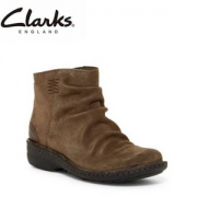 限US5.5码，Clarks 其乐 女士翻毛皮踝靴 Prime会员凑单直邮含税