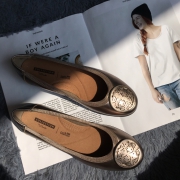 多色多码，Clarks 其乐 Gracelin Lola 女士真皮休闲平底鞋 Prime会员免费直邮含税