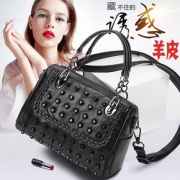 时尚新款羊皮女包气质铆钉真皮小斜挎包单肩包手提包多用潮包软皮
