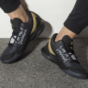 NIKE 耐克 Kyrie Flytrap II EP 男子篮球鞋  399元