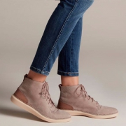 两色码全，Clarks 其乐 Hale Rise 女士牛皮高帮休闲鞋