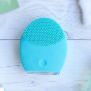 FOREO LUNA 2 净透舒缓洁面仪 2色