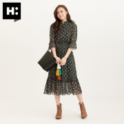H:CONNECT秋季新款韩版水桶简约单肩斜跨纯色可调背带女包包 58元