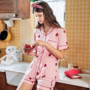 芬腾旗下 玛伦萨 可爱草莓纯棉短袖居服套装