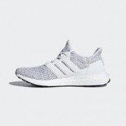 17日0点、限尺码： 阿迪达斯 UltraBOOST 男子款休闲运动鞋 +12双运动袜