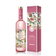 Matin Rosie 玛汀露丝 香芬玫瑰精油沐浴露520ml+薰衣草精油舒缓沐浴露520ml+洁面皂100g