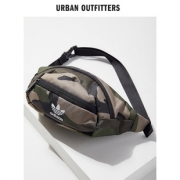 adidas Originals  49203672 时尚胸包 170元未含税（用券）