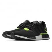 adidas 阿迪达斯 三叶草系列 NMD_R1 男款休闲鞋