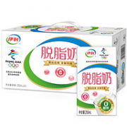 零脂肪！伊利 脱脂牛奶 250mlx24盒 礼盒装