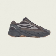 adidas Originals YEEZY BOOST 700 V2 EG6860 男款休闲运动鞋  2599元