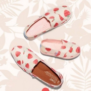 Toms Classics Espadrille Pumps ALPA草莓印花 一脚蹬 女士单鞋 *3双