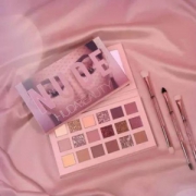 Huda Beauty The New Nude 裸妆18色眼影盘 19.7g £44.8