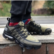 NIKE 耐克 AIR VAPORMAX RUN UTILITY 男子运动鞋+运动水壶 +凑单品 711元包邮（用券）