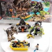 LEGO乐高 侏罗纪世界系列 霸王龙大战机甲恐龙 (75938)