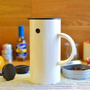 Stelton 965 啄木鸟 保温水壶500ml 白色 Prime会员免费直邮含税