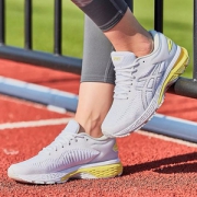 国内￥1389，Asics 亚瑟士 Gel-Kayano 25 女款跑鞋 Prime会员免费直邮含税