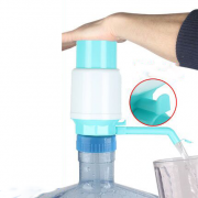 纳居 桶装压水器 18*8cm 带止水阀 3.5元包邮（需用券）