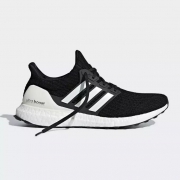 adidas 阿迪达斯 UltraBOOST AQ0062 中性款跑鞋 567元包邮（用券）