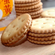 橘客 咸蛋黄夹心饼干 14小袋 约100g 16.4元包邮（双重优惠）