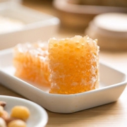 网易严选 蜂巢蜜 400g 58元