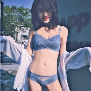 夏天宠儿 性感蓝色薄款夏季蕾丝文胸 券后￥52