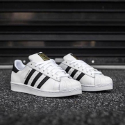 adidas 阿迪达斯 标贝壳头SUPERSTAR 男士运动休闲鞋 C77124