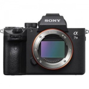 SONY索尼ILCE-7M3（A7M3）全画幅无反相机单机身