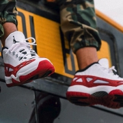Air Jordan 11 IE白红Low