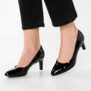 限US 5码，Clarks 其乐  女式 Calla Rose 漆面 高跟鞋